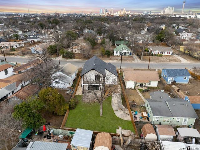 302 Bank, San Antonio, TX 78204