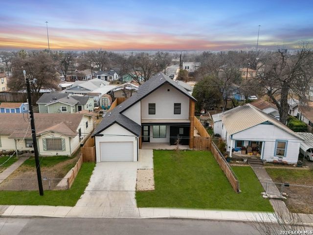 302 Bank, San Antonio, TX 78204