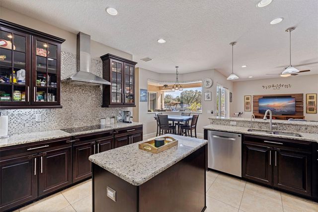 5844 95TH AVENUE N, Pinellas Park, FL 33782