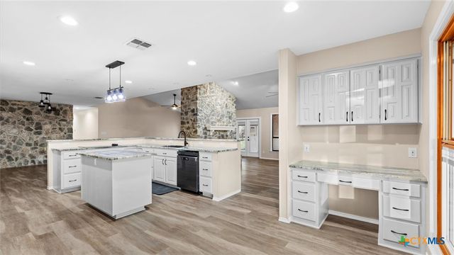 13035 E Tonne Drive, New Braunfels, TX 78132