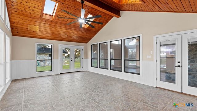 13035 E Tonne Drive, New Braunfels, TX 78132