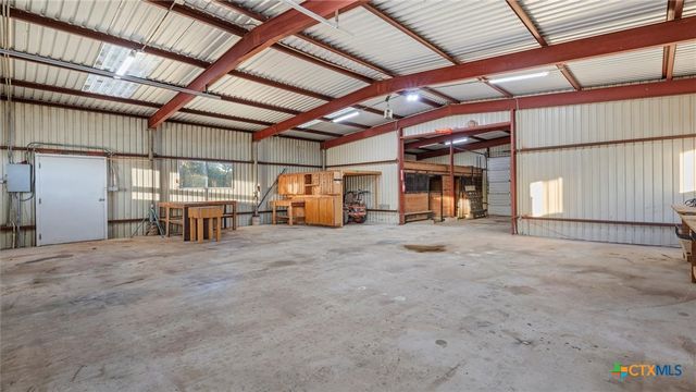 13035 E Tonne Drive, New Braunfels, TX 78132