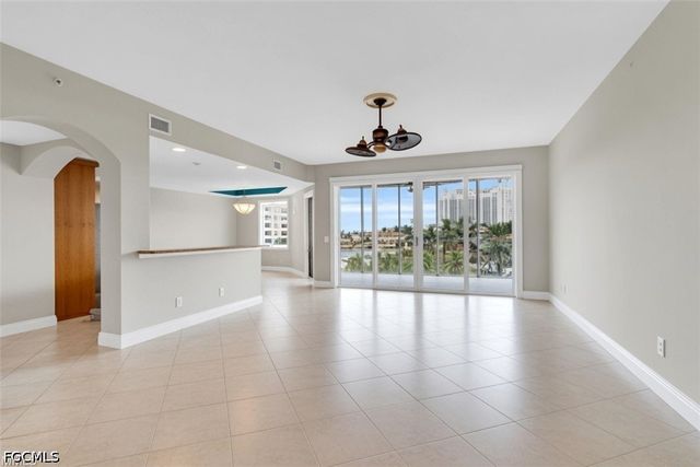 6081 Silver King BLVD 202, Cape Coral, FL 33914