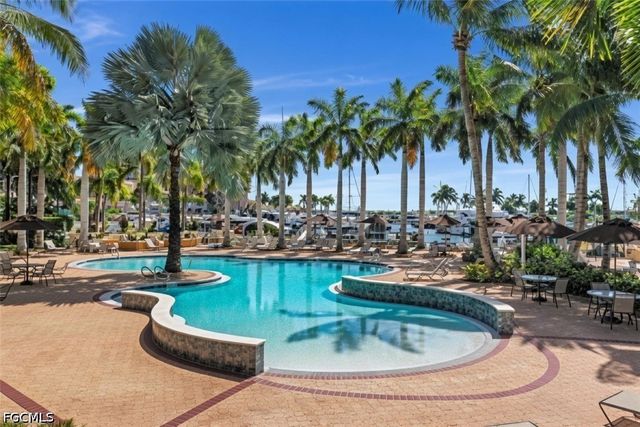 6081 Silver King BLVD 202, Cape Coral, FL 33914