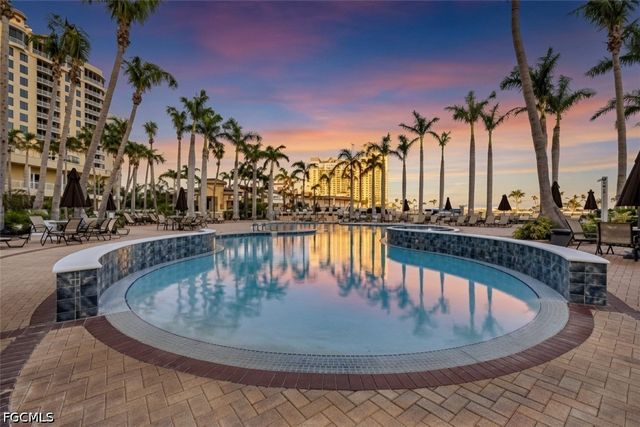 6081 Silver King BLVD 202, Cape Coral, FL 33914