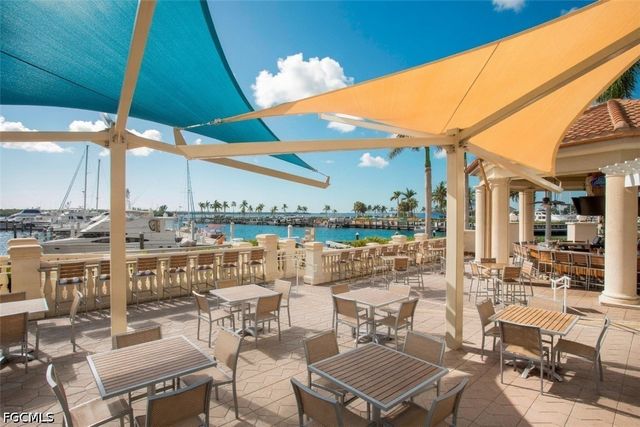 6081 Silver King BLVD 202, Cape Coral, FL 33914