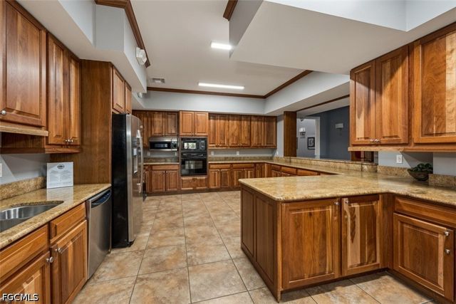 6081 Silver King BLVD 202, Cape Coral, FL 33914