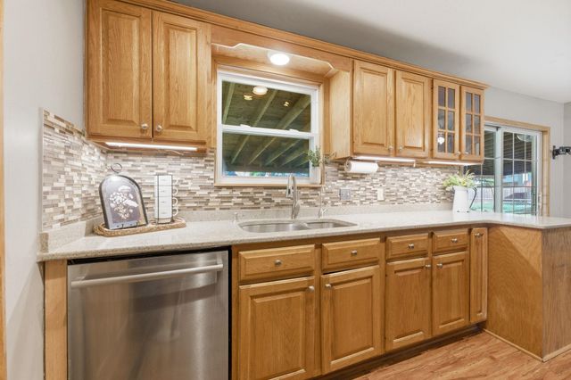9 Argon Dr, Goddard, KS 67052