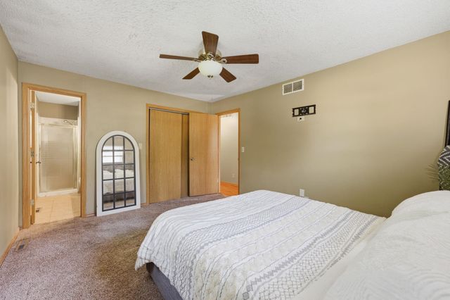 9 Argon Dr, Goddard, KS 67052