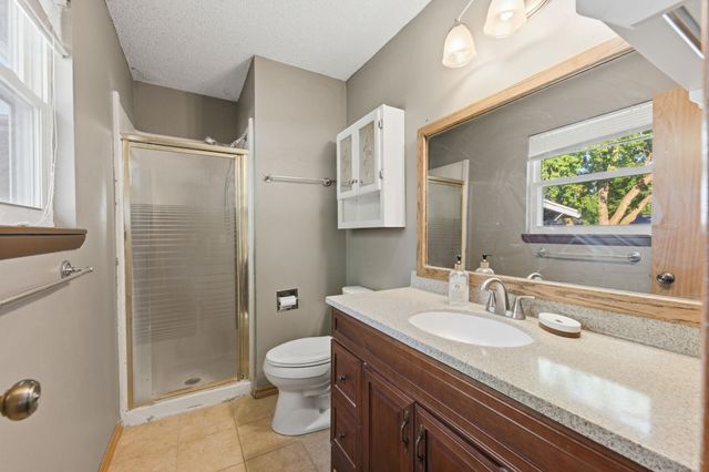 9 Argon Dr, Goddard, KS 67052