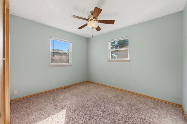 9 Argon Dr, Goddard, KS 67052