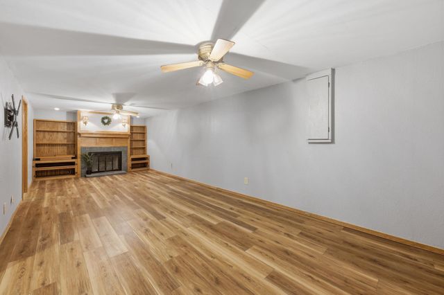 9 Argon Dr, Goddard, KS 67052