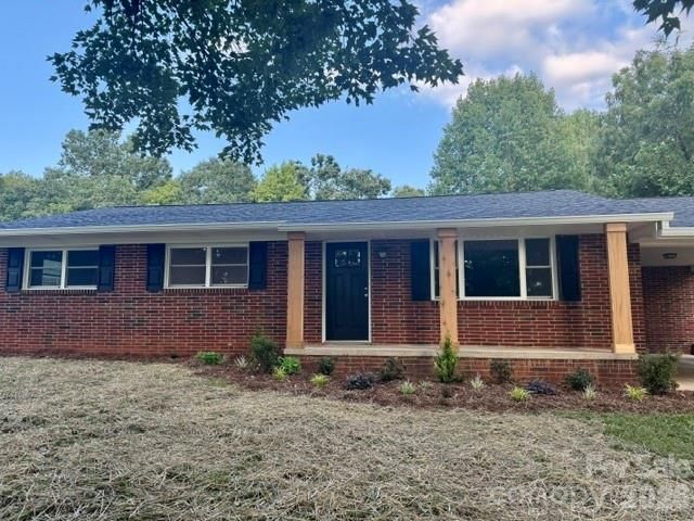 1911 Wall Street, Morganton, NC 28655