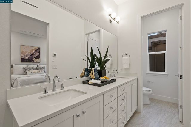 1102 Althea Terrace 4, Sunnyvale, CA 94086