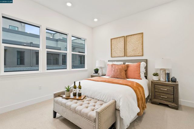 1102 Althea Terrace 4, Sunnyvale, CA 94086