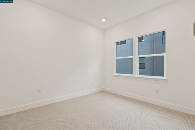 1102 Althea Terrace 4, Sunnyvale, CA 94086