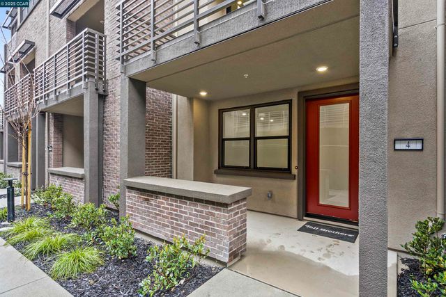 1102 Althea Terrace 4, Sunnyvale, CA 94086