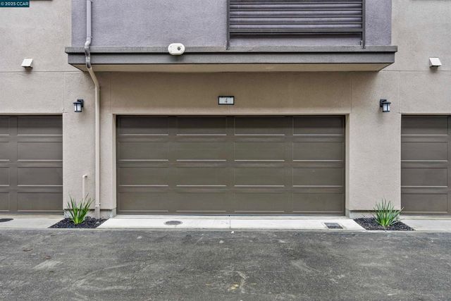 1102 Althea Terrace 4, Sunnyvale, CA 94086