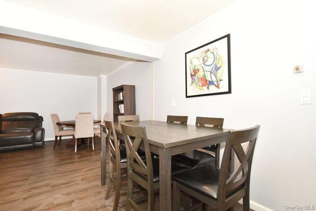 101 Lincoln Avenue 3R, Mineola, NY 11501