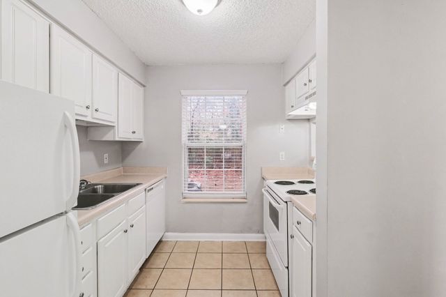 1814 Dr Martin Luther King Jr B, Murfreesboro, TN 37130