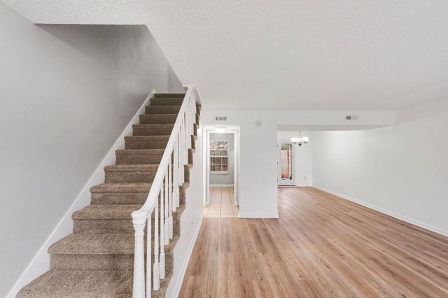 1814 Dr Martin Luther King Jr B, Murfreesboro, TN 37130