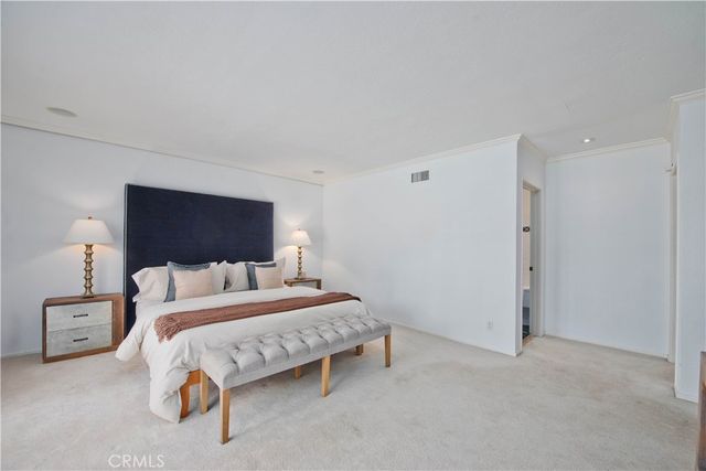 18056 Lake Encino, Encino, CA 91316