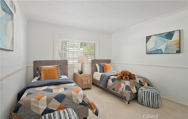 18056 Lake Encino, Encino, CA 91316