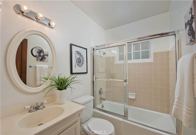 18056 Lake Encino, Encino, CA 91316