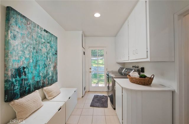 18056 Lake Encino, Encino, CA 91316