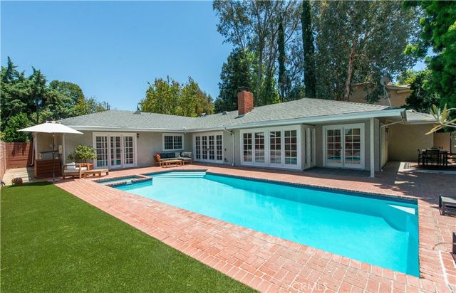 18056 Lake Encino, Encino, CA 91316