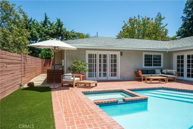 18056 Lake Encino, Encino, CA 91316