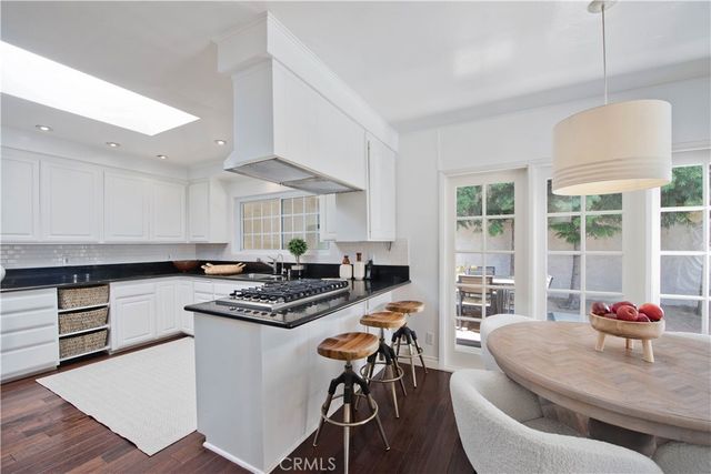 18056 Lake Encino, Encino, CA 91316