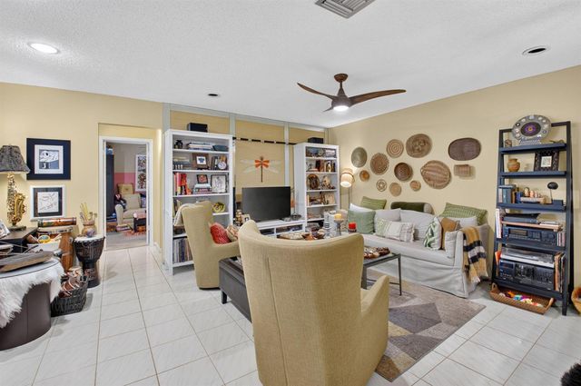 872 NW 29TH Avenue B, Delray Beach, FL 33445