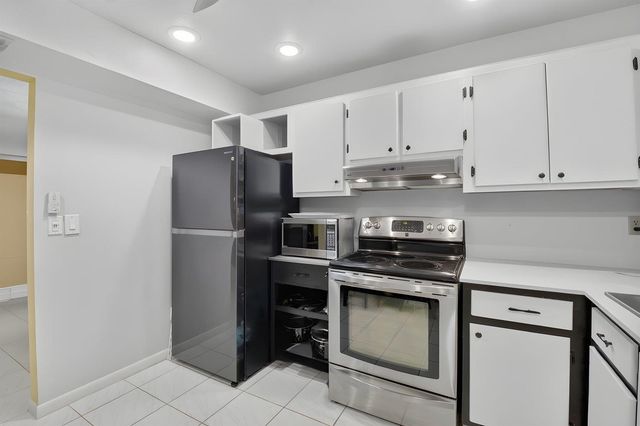 872 NW 29TH Avenue B, Delray Beach, FL 33445