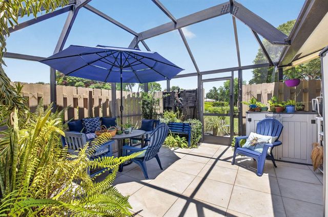 872 NW 29TH Avenue B, Delray Beach, FL 33445