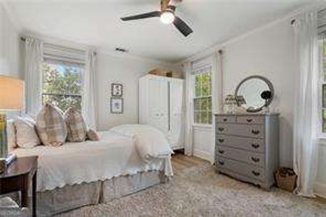 21 Peachtree Memorial Drive NW 4, Atlanta, GA 30309