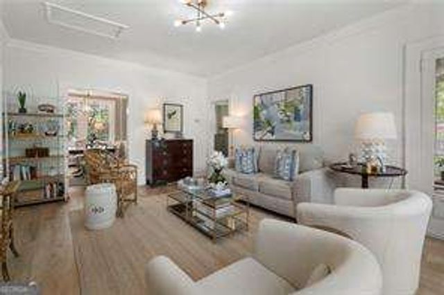 21 Peachtree Memorial Drive NW 4, Atlanta, GA 30309