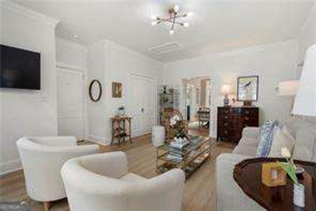 21 Peachtree Memorial Drive NW 4, Atlanta, GA 30309
