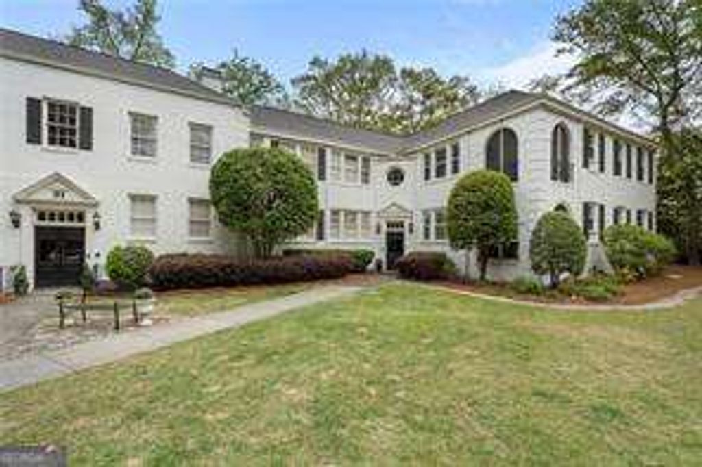 21 Peachtree Memorial Drive NW 4, Atlanta, GA 30309