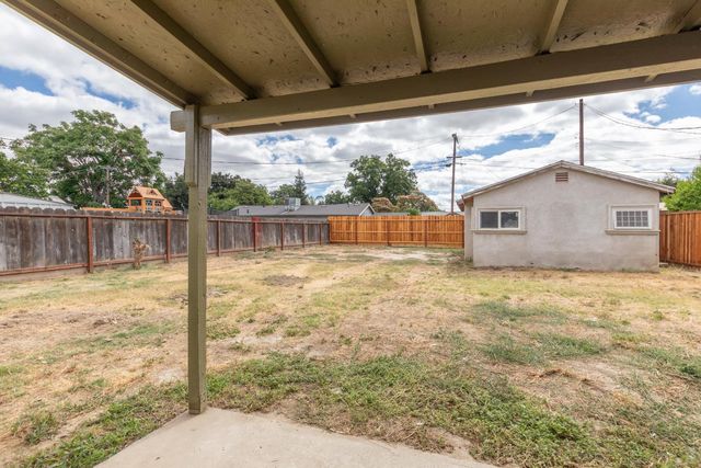 322 Kerr Ave, Modesto, CA 95354