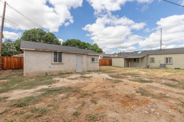 322 Kerr Ave, Modesto, CA 95354