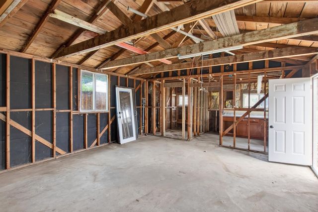 322 Kerr Ave, Modesto, CA 95354