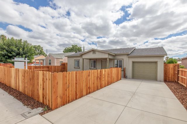 322 Kerr Ave, Modesto, CA 95354