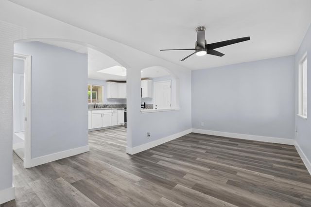 322 Kerr Ave, Modesto, CA 95354