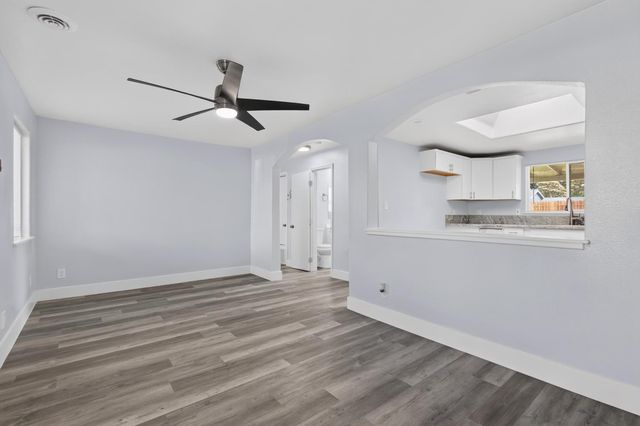 322 Kerr Ave, Modesto, CA 95354