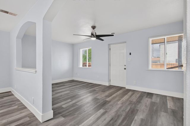 322 Kerr Ave, Modesto, CA 95354