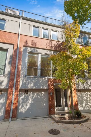 816 Hinman Avenue 4, Evanston, IL 60202