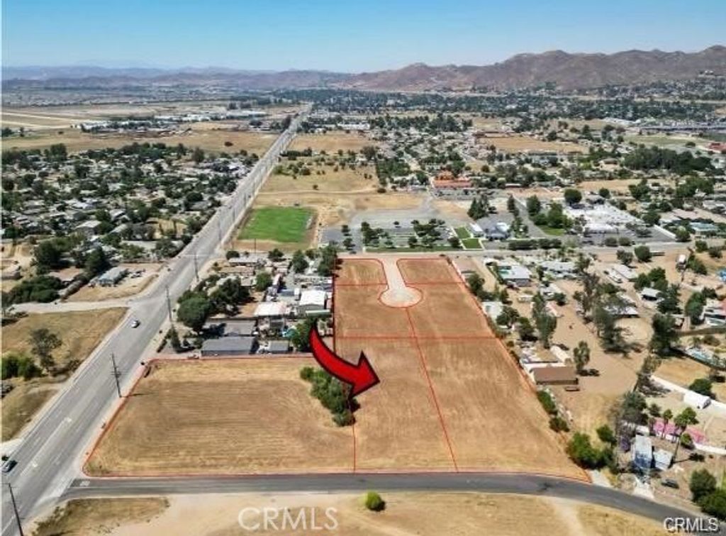 20500 Como Street, Wildomar, CA 92595