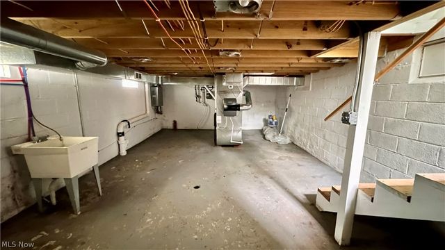 233 John Street, Bedford, OH 44146