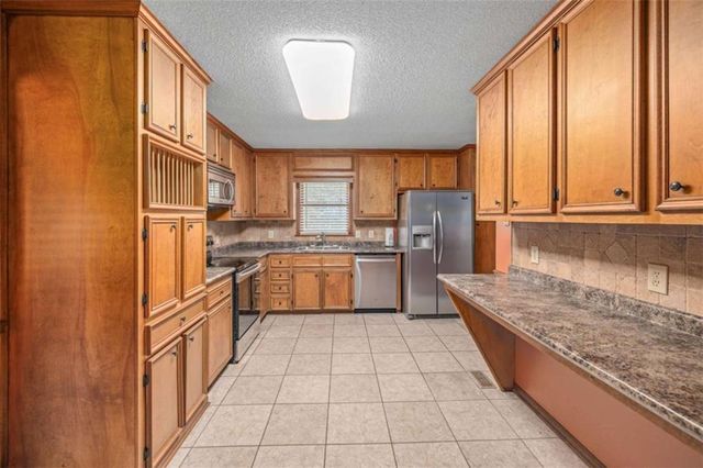 2821 Hog Mountain Road, Jefferson, GA 30549